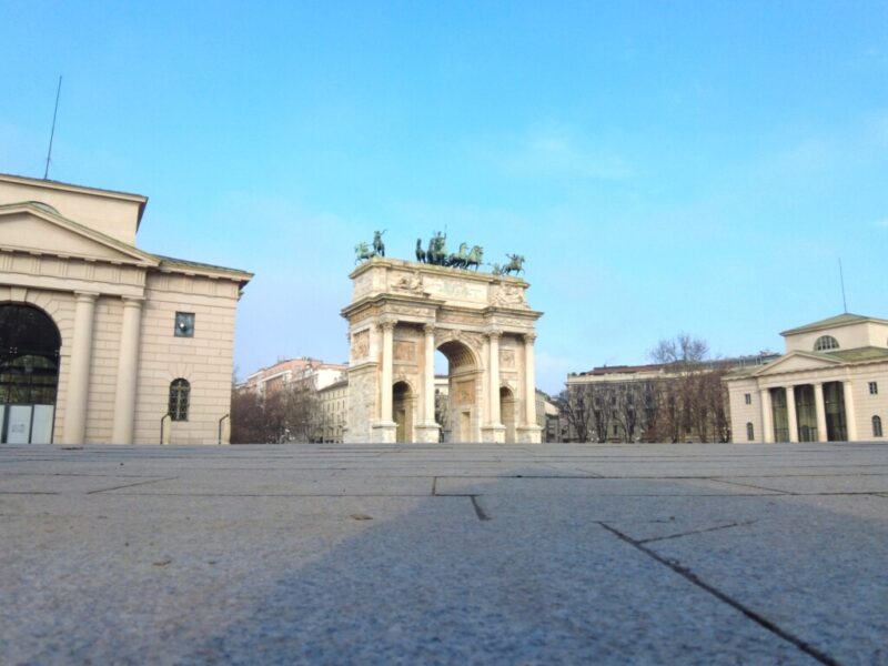 平和の門(ミラノ、イタリア)